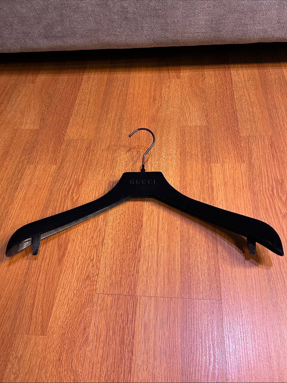 Gucci hanger
